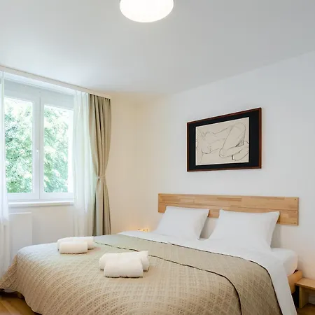 Apartma Alma Goriska Apartment *