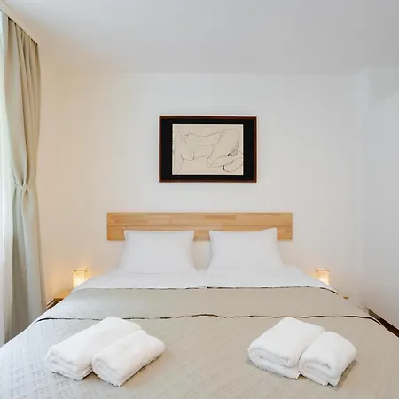 Apartma Alma Goriska *